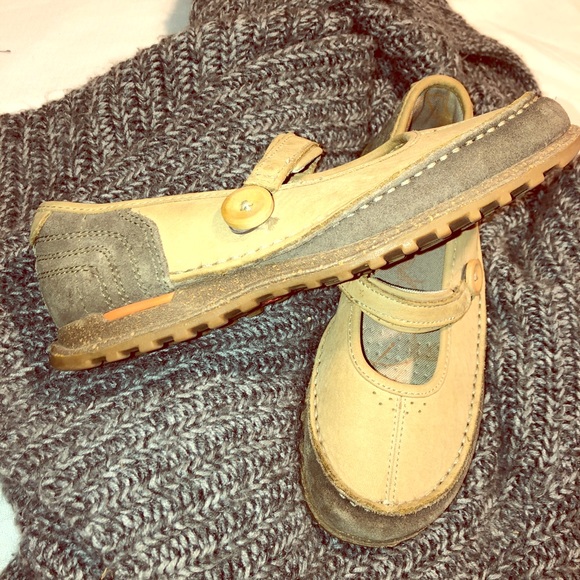 The North Face Sidney Mary Jane - Picture 2 of 13